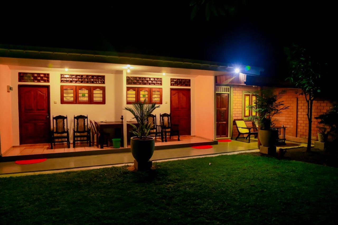 Greenery Lanka Villa อูนาวาตูนา ภายนอก รูปภาพ